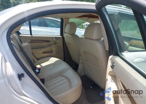 2005 Jaguar X-Type 3.0 from USA, damaged, VIN SAJWA51C85WE22720